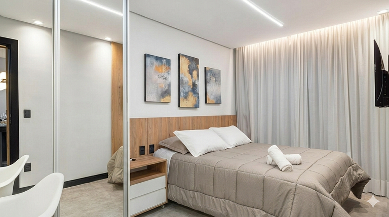 Apto em Frente Praça de Canela com Infra de Lazer