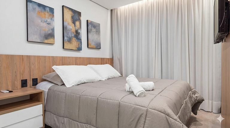 Apto em Frente Praça de Canela com Infra de Lazer