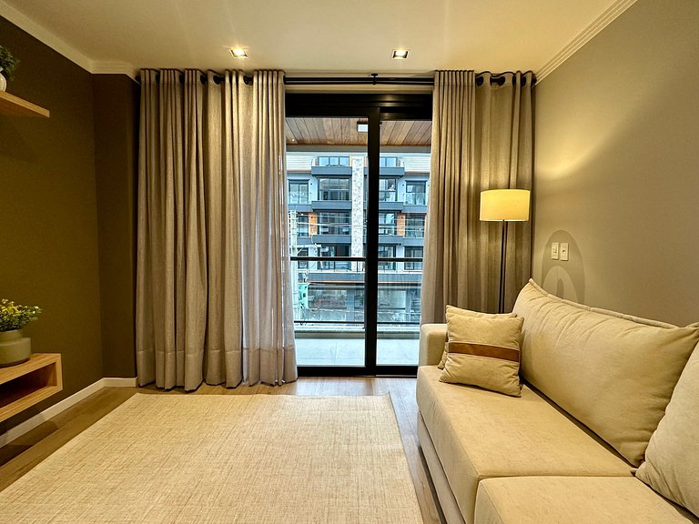 Apartamento em Frente a Praça de Canela