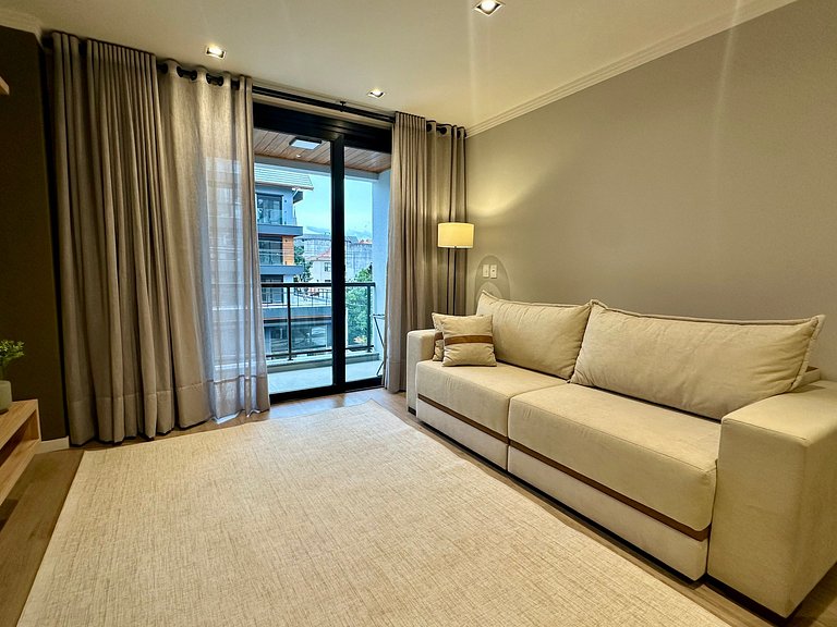 Apartamento em Frente a Praça de Canela
