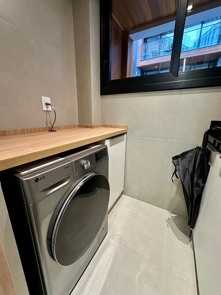 Apartamento em Frente a Praça de Canela