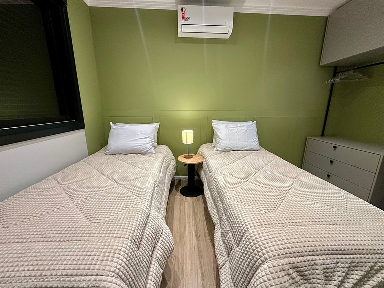 Apartamento em Frente a Praça de Canela