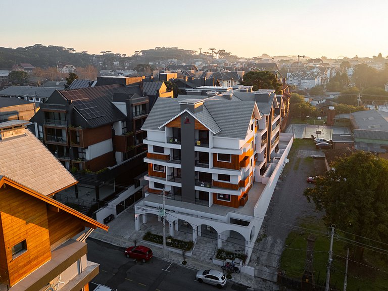 Apartamento em Frente a Praça no Canela Residence