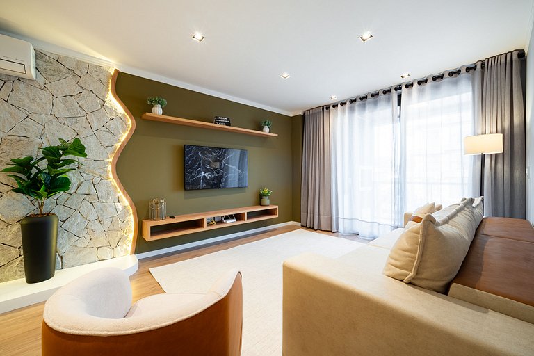 Apartamento em Frente a Praça no Canela Residence