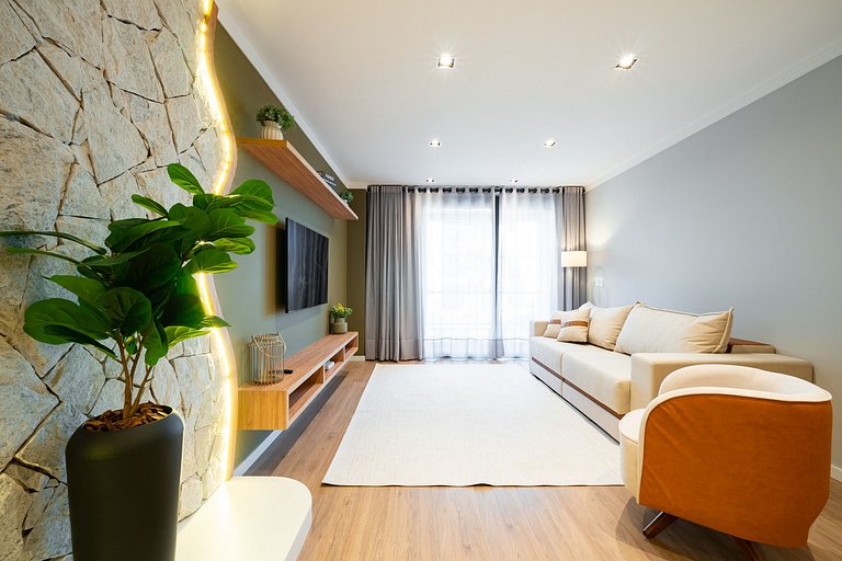 Apartamento em Frente a Praça no Canela Residence