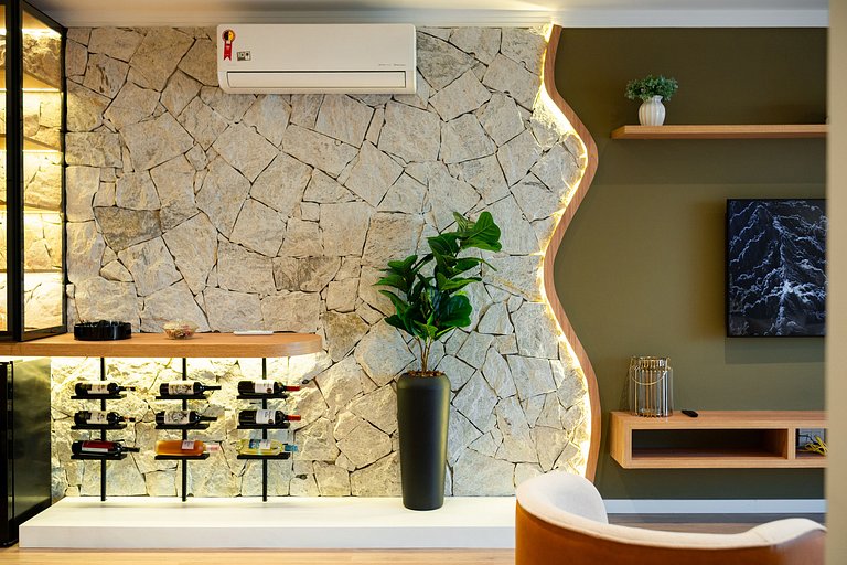 Apartamento em Frente a Praça no Canela Residence
