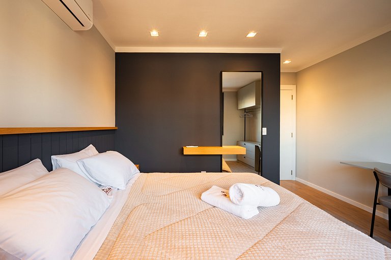 Apartamento em Frente a Praça no Canela Residence