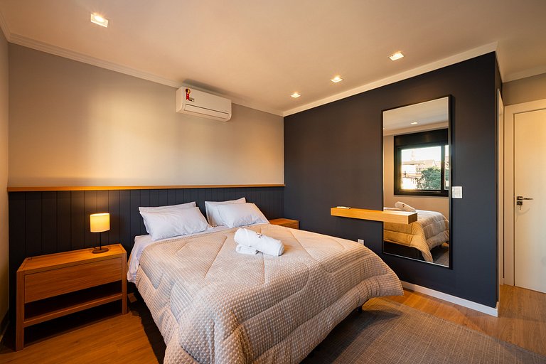 Apartamento em Frente a Praça no Canela Residence