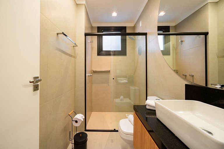 Apartamento em Frente a Praça no Canela Residence