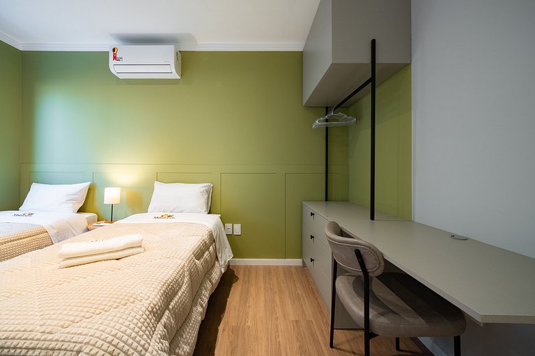 Apartamento em Frente a Praça no Canela Residence