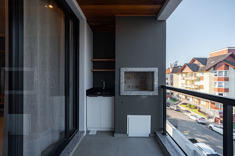 Apartamento em Frente a Praça no Canela Residence