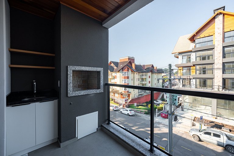 Apartamento em Frente a Praça no Canela Residence